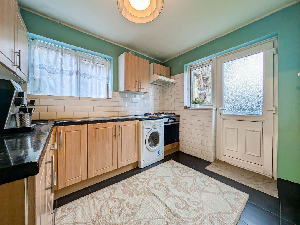 Additional image 5 of 2 bed maisonette for salePearson Court, Central Road, Morden SM4