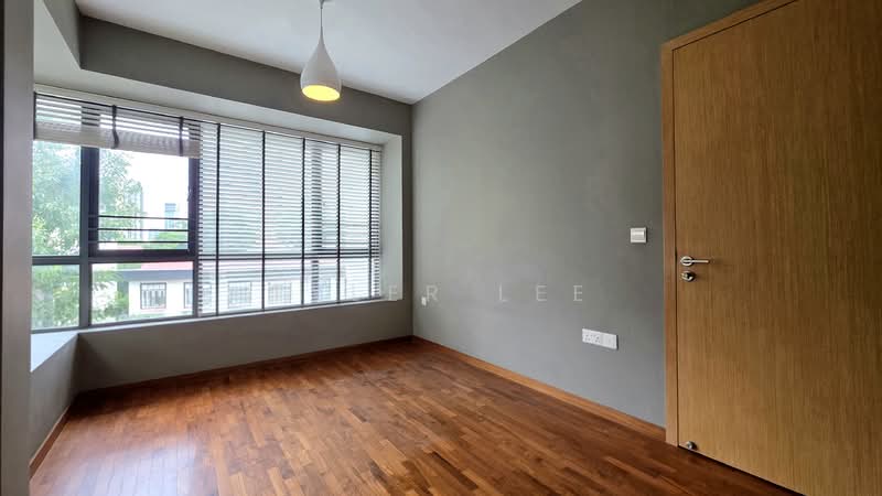 6 Woodleigh Close photo 3