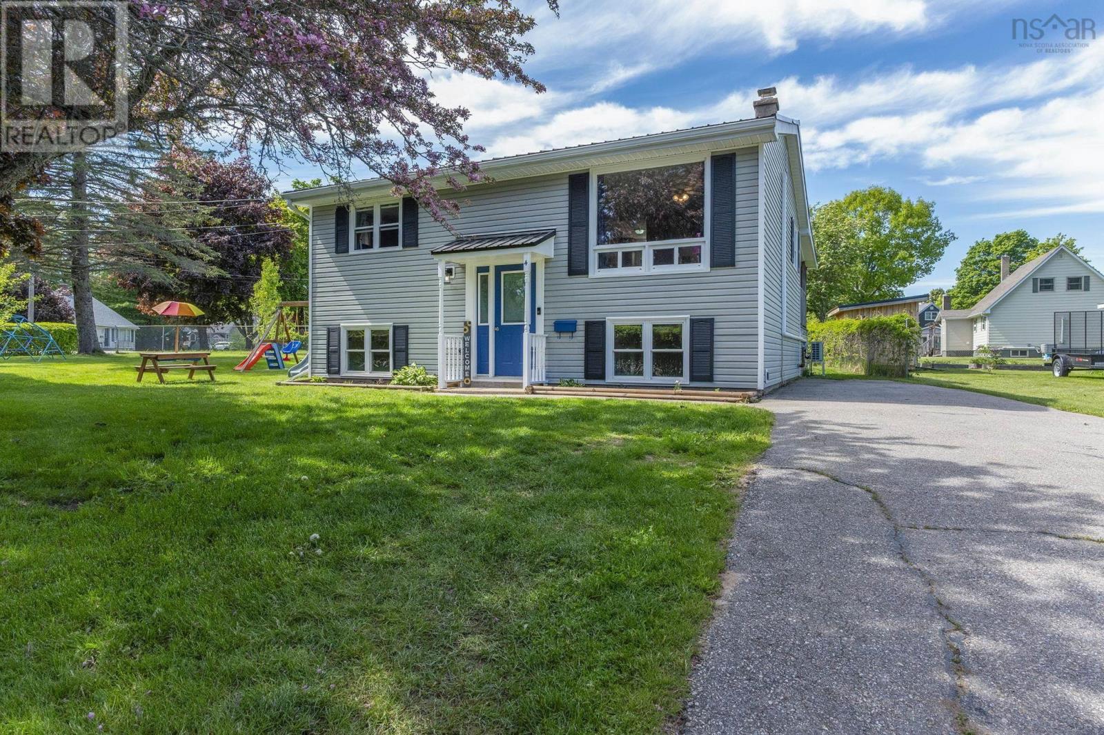 4 Reagh Avenue Avenue