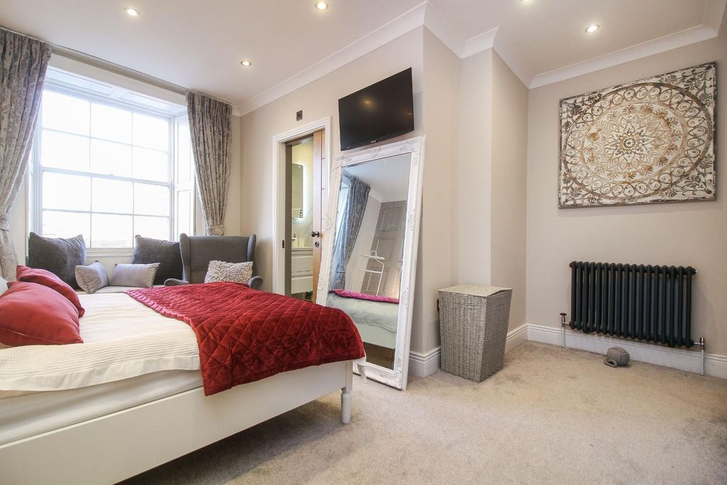 Additional image 16 of 4 bed terraced house for saleFront Street, Tynemouth NE30