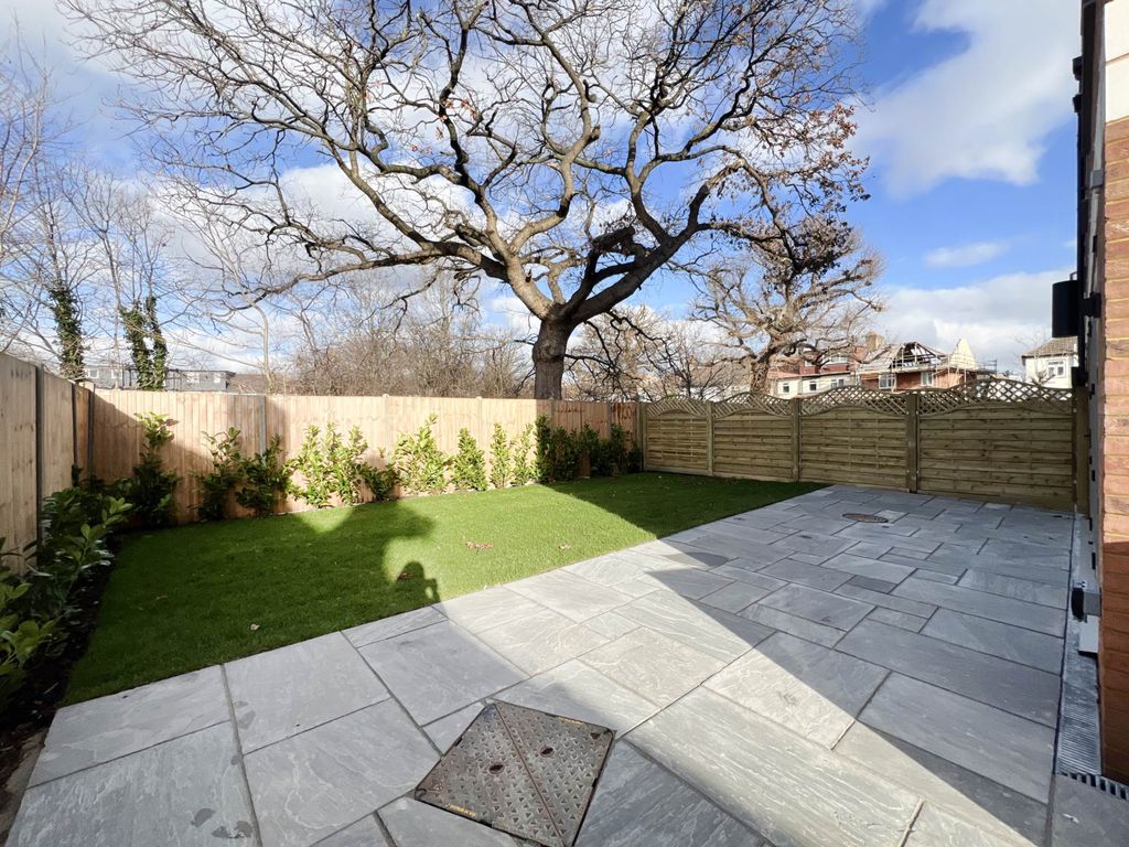 Additional image 24 of 4 bed terraced house for saleWoodfield Gardens, New Malden KT3