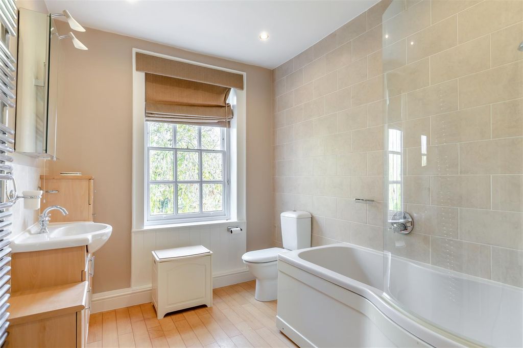 Additional image 29 of 6 bed detached house for saleMill Lane, Newport Pagnell MK16
