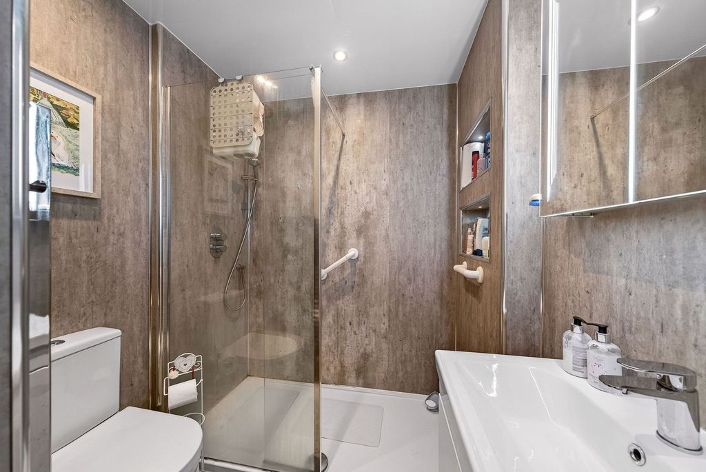 Additional image 26 of 2 bed cottage for saleThe Loan, Loanhead EH20
