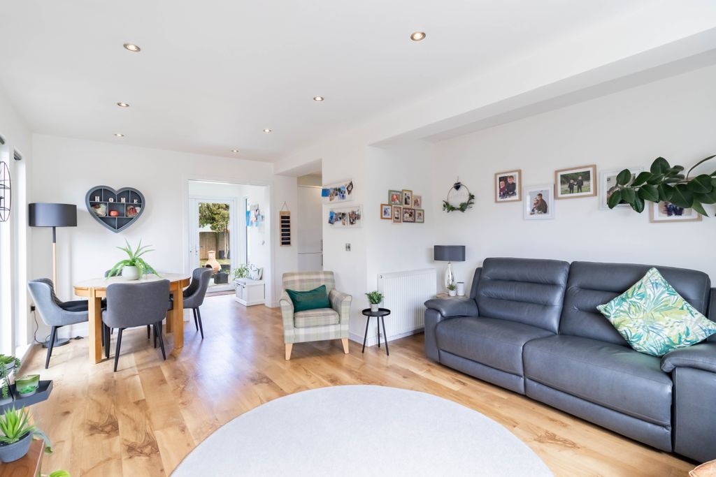 Additional image 7 of 3 bed bungalow for saleRenny Crescent, Montrose DD10