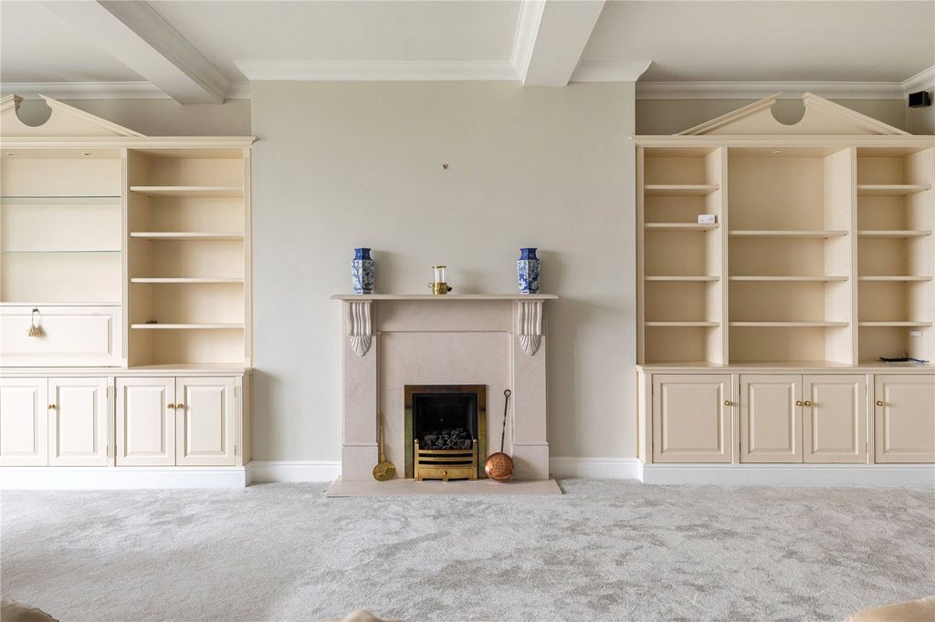 Additional image 8 of 3 bed flat for saleSwan Green, Emery Down, Lyndhurst, Hampshire SO43
