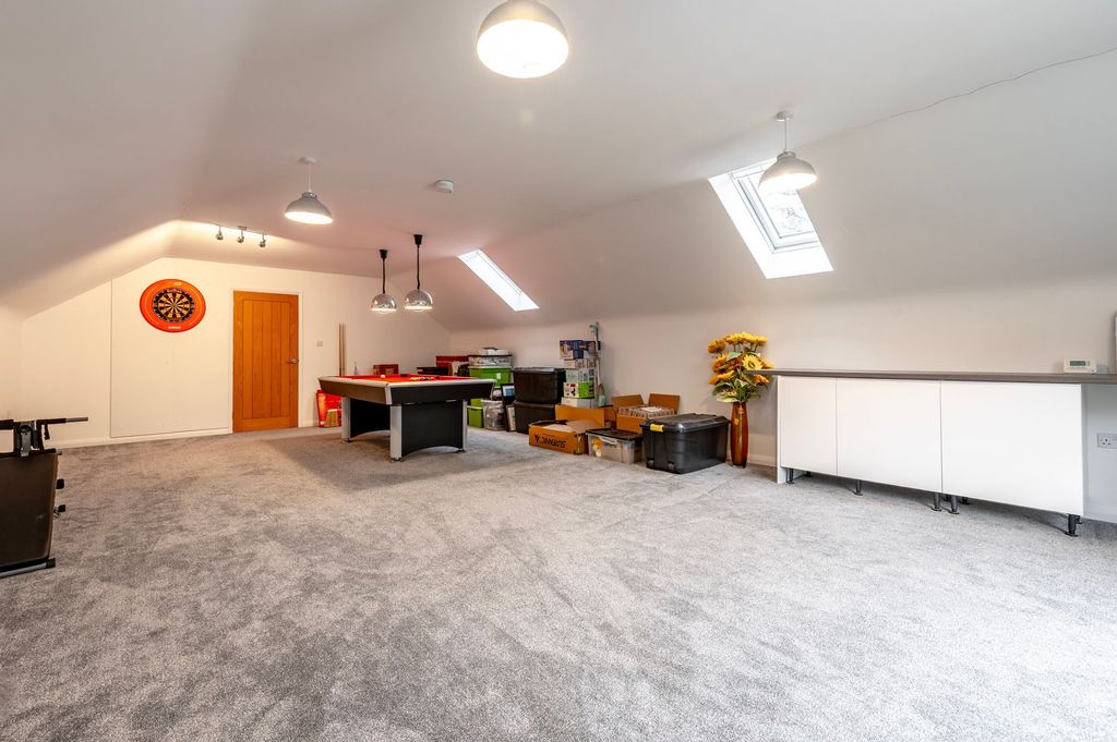 Additional image 24 of 6 bed detached house for saleChestnut Avenue, Oulton Broad NR32