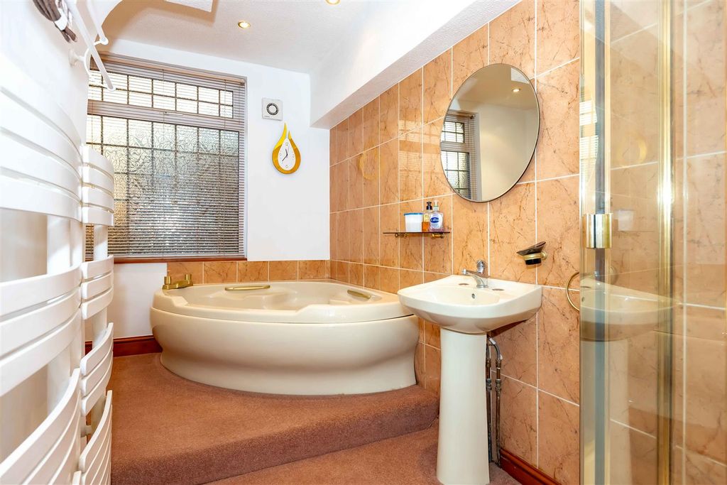 Additional image 17 of 3 bed detached house for saleBrighton Road, Lancing BN15