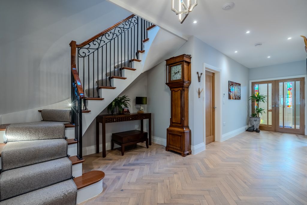 Additional image 12 of 6 bed detached house for saleKeswick Close, Cringleford, Norwich NR4