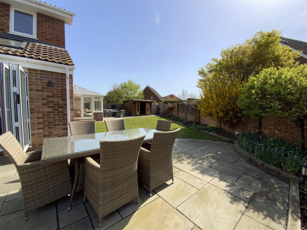 Additional image 29 of 4 bed detached house for saleMountsfield Close, Newport Pagnell MK16