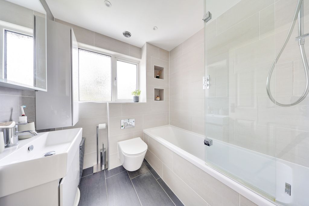 Additional image 10 of 3 bed detached house for saleSt. Josephs Close, Orpington BR6