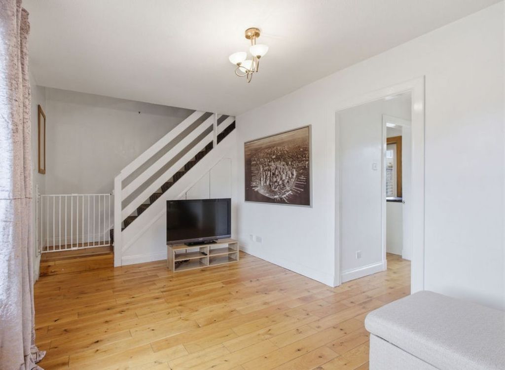 Additional image 4 of 3 bed semi-detached house for saleArdvreck Place, Carron, Falkirk FK2