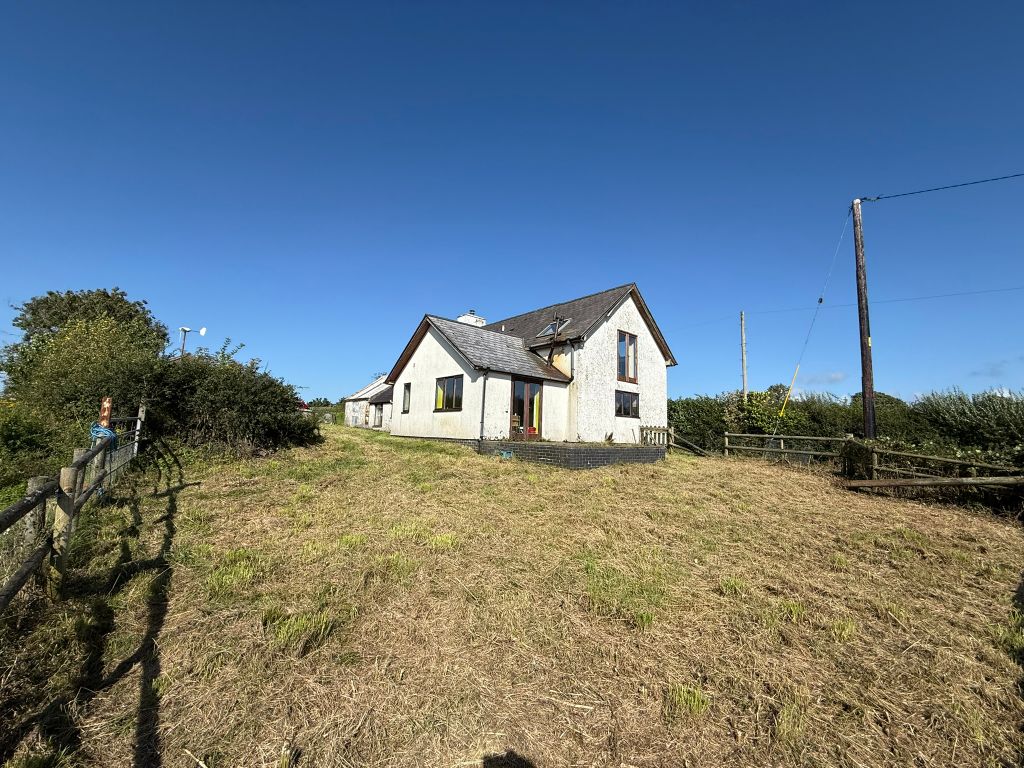 5 bed equestrian for saleLlanrhystud SY23 photo 3