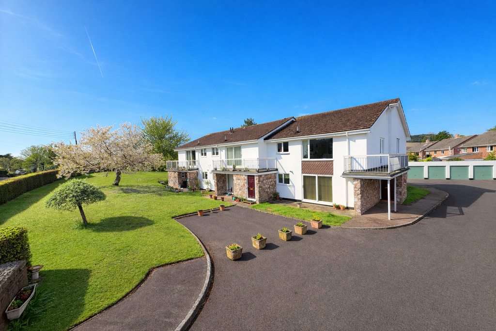 2 bed flat for saleOrchardside, Sidford Road, Sidmouth EX10