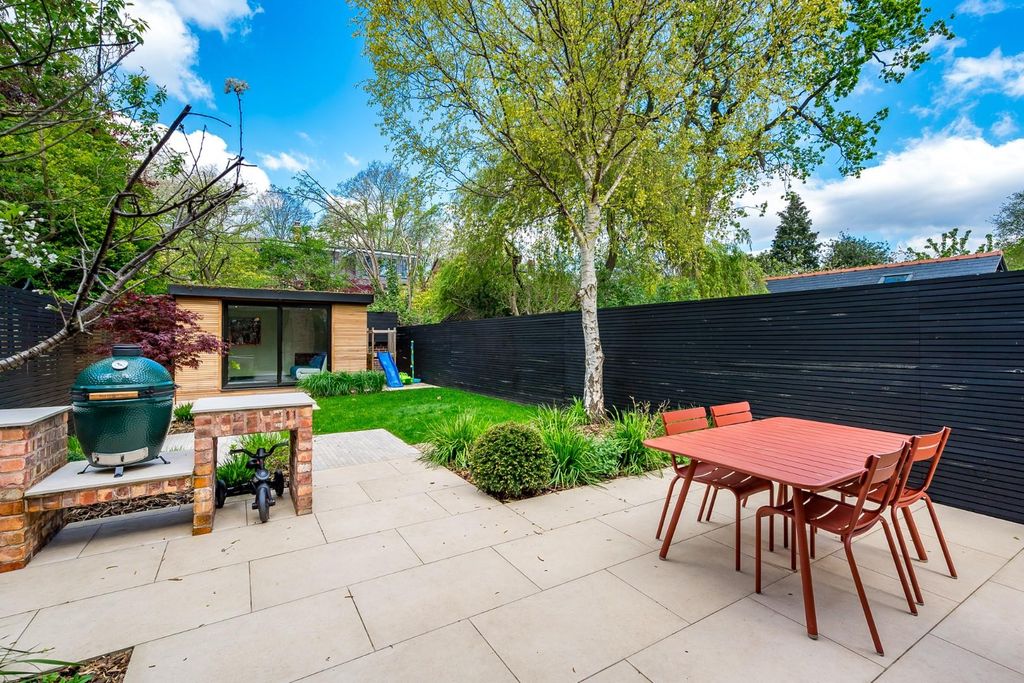 Additional image 39 of 5 bed semi-detached house for saleSpringdale Gardens, Didsbury M20