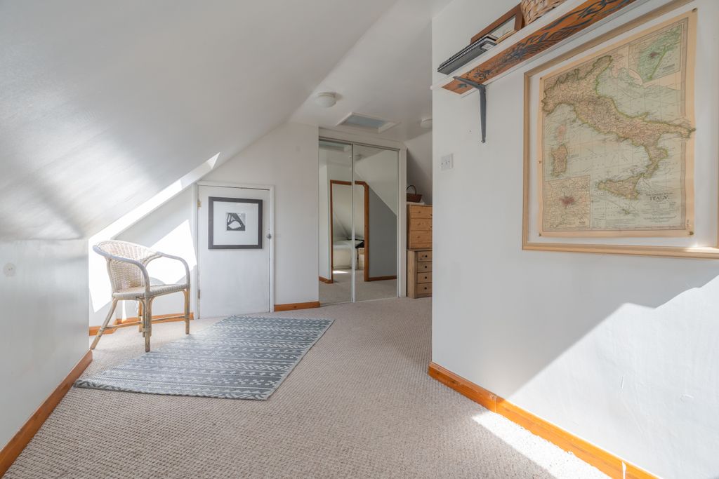 Additional image 9 of 2 bed flat for sale20 Eskview Crescent, Musselburgh EH21