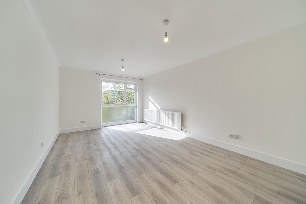Additional image 10 of 2 bed flat for saleNigel Close, Northolt UB5