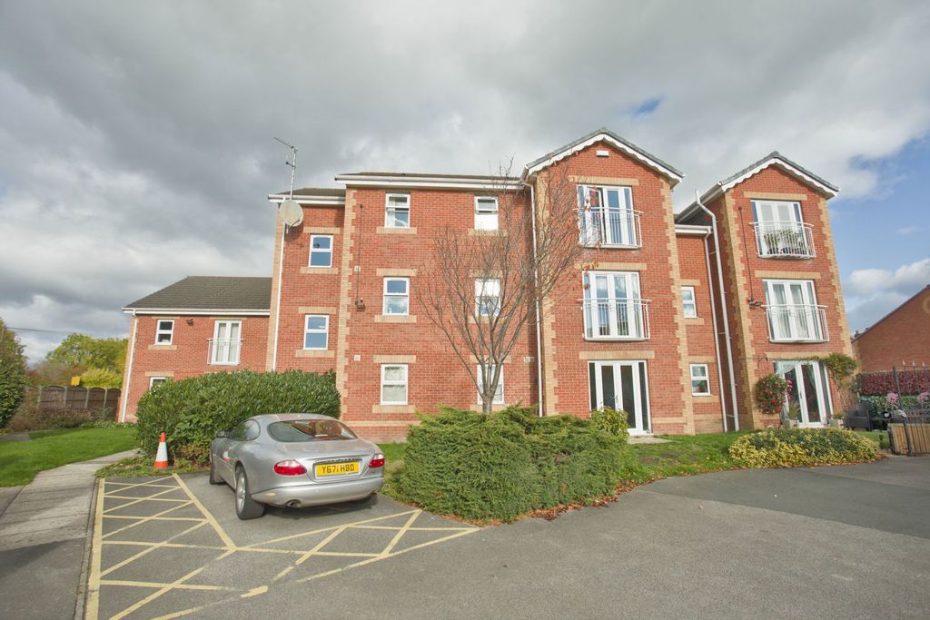 2 bed flat for saleSandringham Court, Streethouse, Pontefract WF7