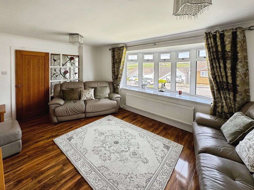 Additional image 3 of 4 bed detached house for saleRidgewood Gardens, Cimla, Neath SA11