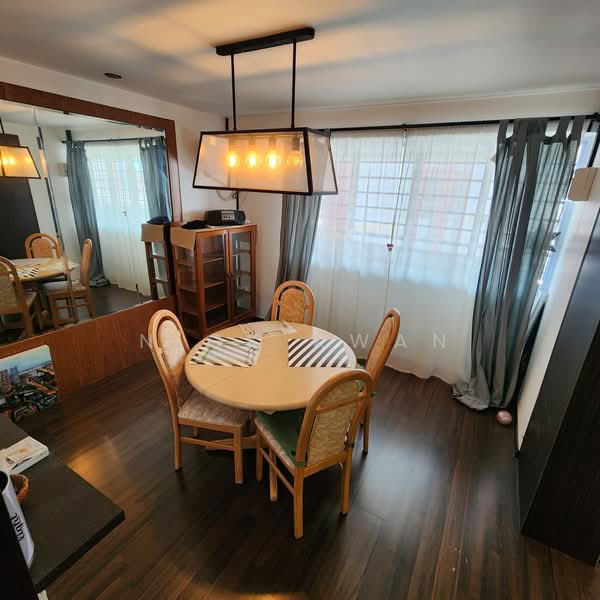 514 Pasir Ris Street 52 photo 2