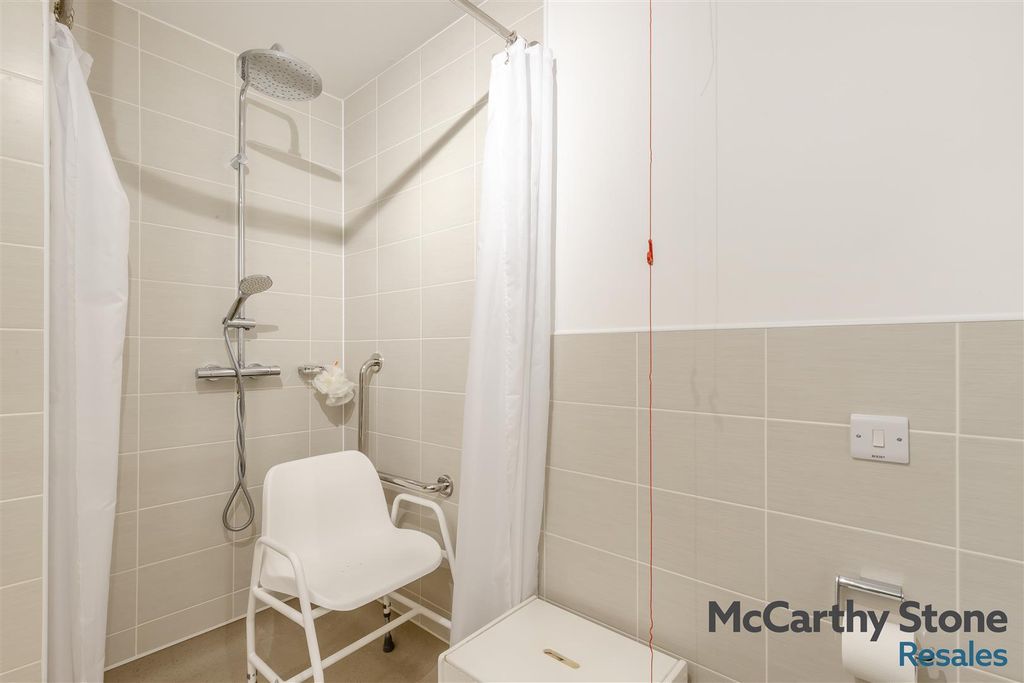 Additional image 10 of 2 bed flat for saleElizabeth House, St. Giles Mews, Stony Stratford, Milton Keynes MK11