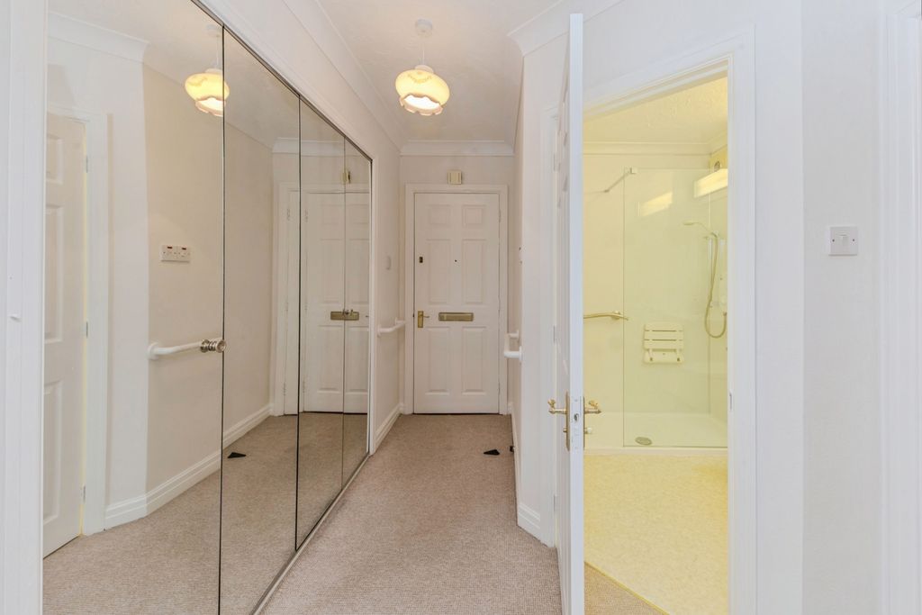 Additional image 10 of 1 bed flat for saleTabley Road, Knutsford, Cheshire WA16