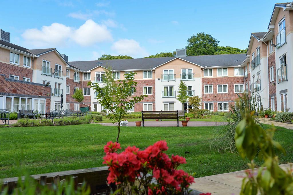 2 bed flat for saleHeyes Avenue, St Helens WA11