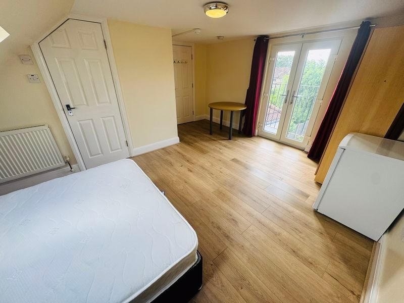 Additional image 20 of 8 bed property for saleSandringham Road, Northolt UB5