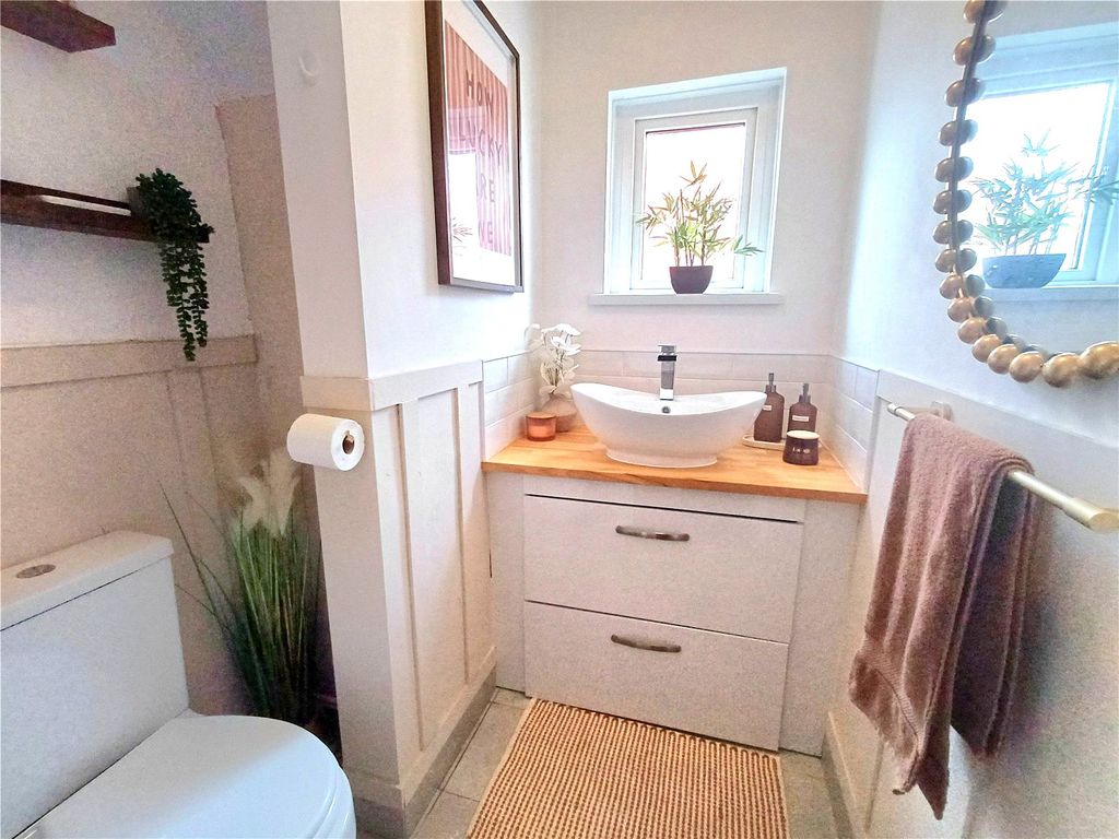 Additional image 11 of 3 bed semi-detached house for salePark Avenue, Porthcawl CF36