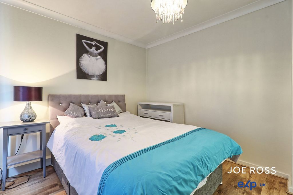 Additional image 12 of 2 bed flat for saleSt. Giles Crescent, Maldon CM9