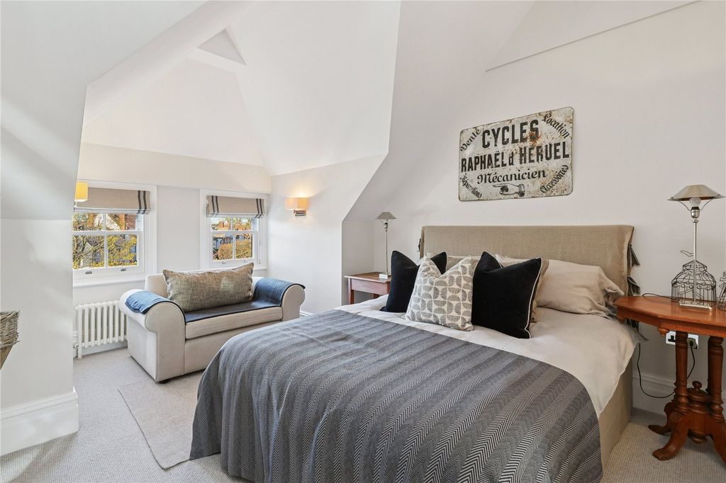 Additional image 5 of 6 bed semi-detached house for saleThetford Road, New Malden KT3