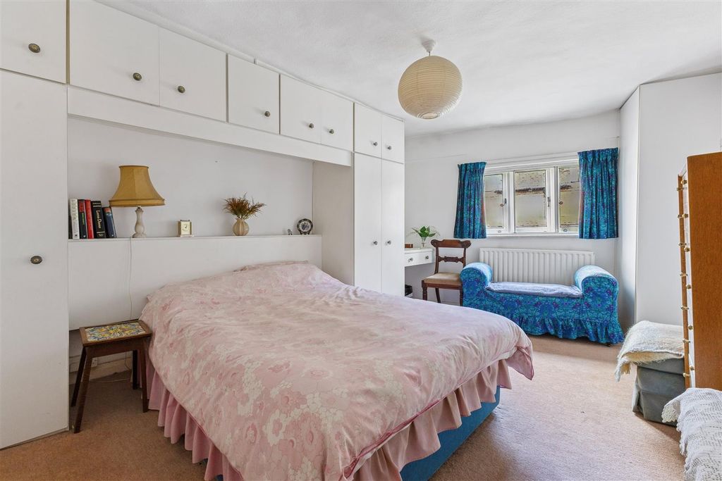 Additional image 11 of 4 bed terraced house for saleKnockhundred Row, Midhurst GU29
