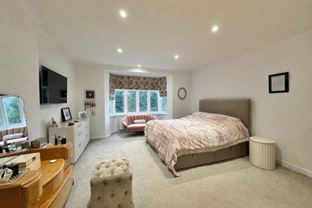 Additional image 28 of 6 bed detached house for saleCrewe Road, Nantwich, Cheshire CW5