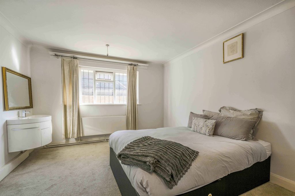 Additional image 13 of 6 bed detached house for saleLime Tree Road, Norwich NR2