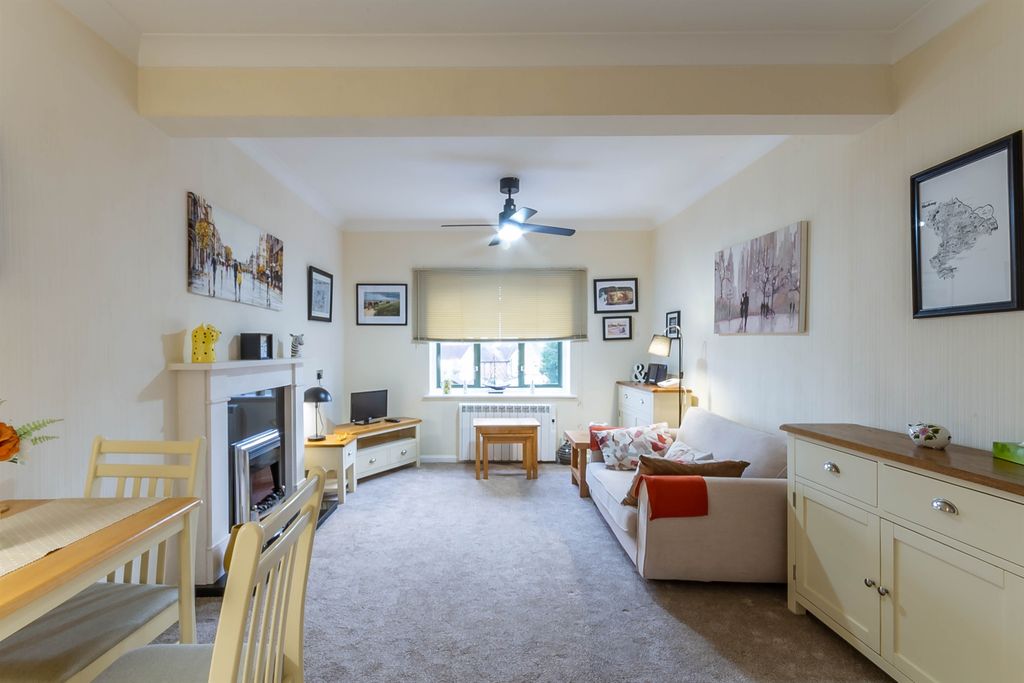 Additional image 9 of 1 bed flat for saleHigh Street, Maldon CM9