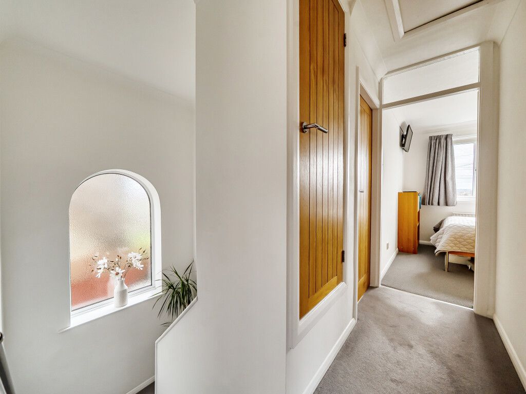 Additional image 19 of 3 bed detached house for saleCavewell Gardens, Ossett, West Yorkshire WF5