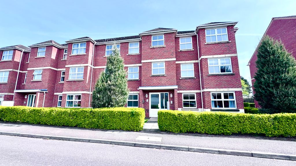 2 bed flat for saleButtermere Close, Melton Mowbray LE13
