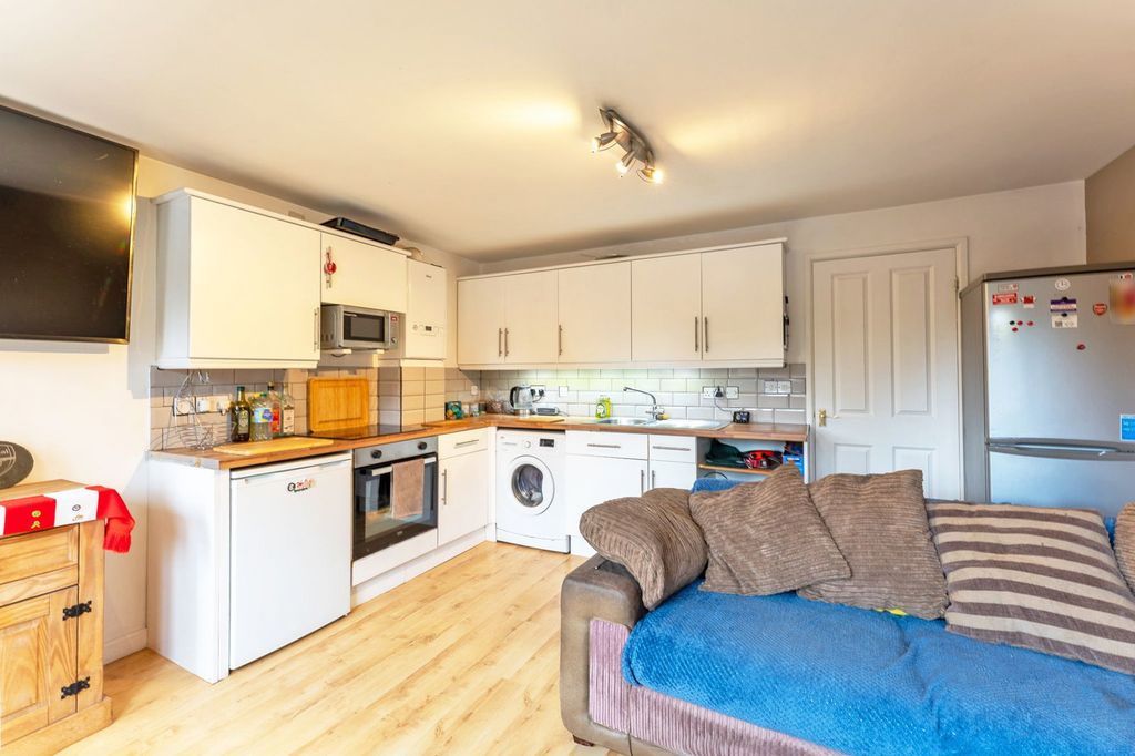 Additional image 6 of 2 bed flat for saleNewton Street, Olney MK46