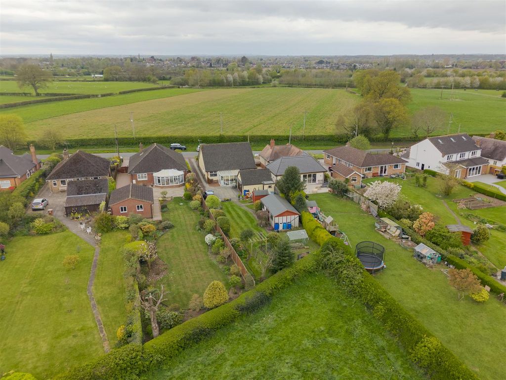 Additional image 32 of 3 bed detached bungalow for saleColleys Lane, Willaston, Cheshire CW5