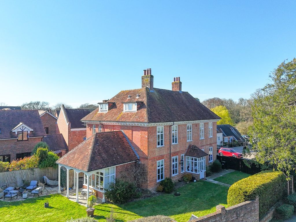 5 bed semi-detached house for saleLake Grove Road, New Milton BH25