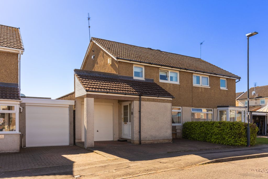 3 bed villa for sale2 Evans Gardens, Bonnyrigg EH19