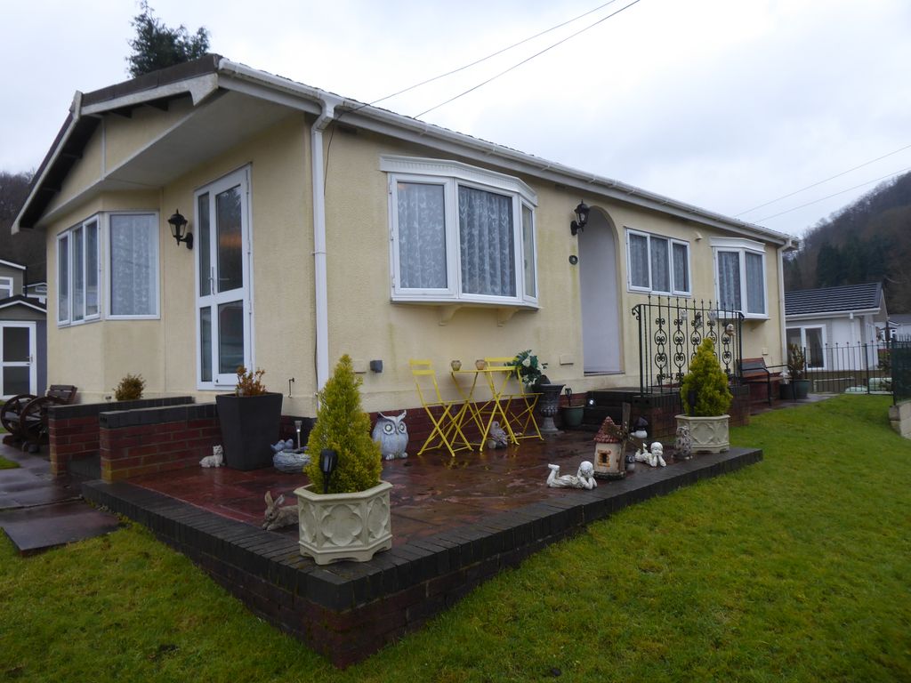 2 bed mobile/park home for salePool View Caravan Park, Buildwas, Telford TF8