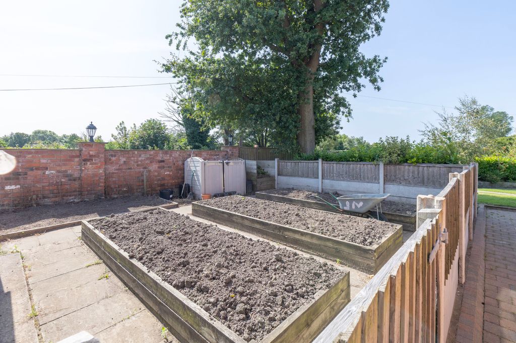 Additional image 34 of 5 bed detached house for saleTudor Avenue, Lea PR4