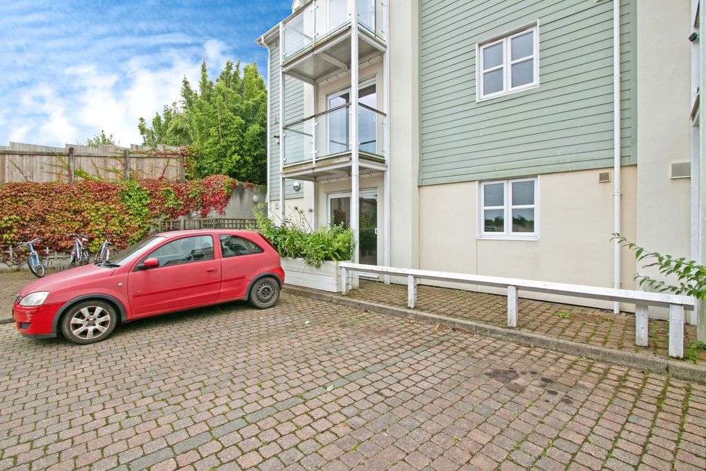 1 bed flat for saleCollege Hill, Penryn, Cornwall TR10