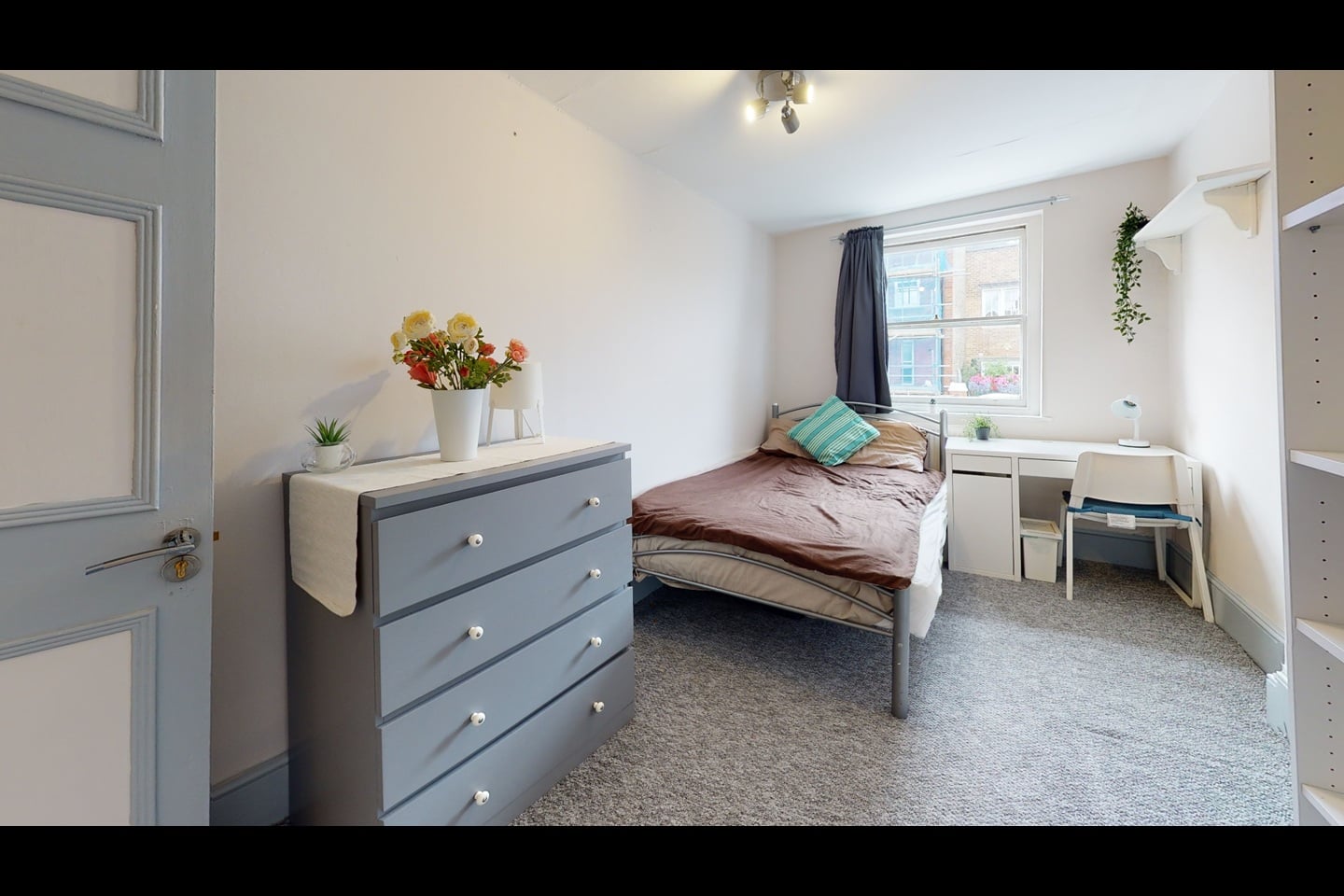 2 Bed Flat, Tavistock, WC1H, N1 7GU photo 3