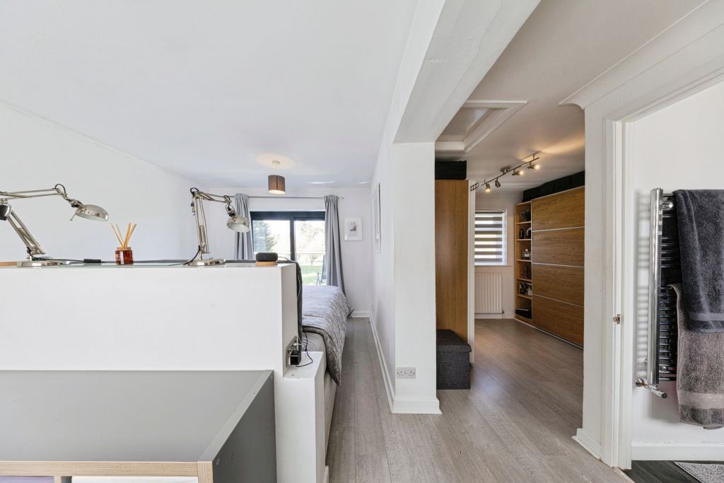 Additional image 13 of 5 bed detached house for saleCastle Meadow Close, Newport Pagnell MK16