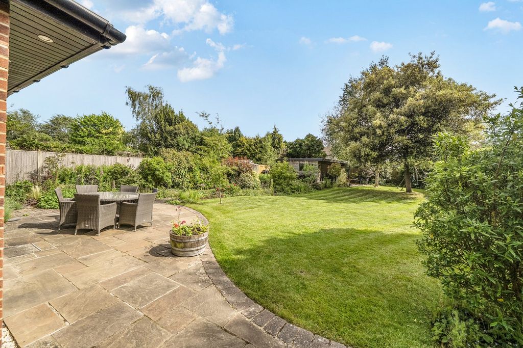 Additional image 4 of 5 bed detached house for saleGrove Road, Newbury RG14