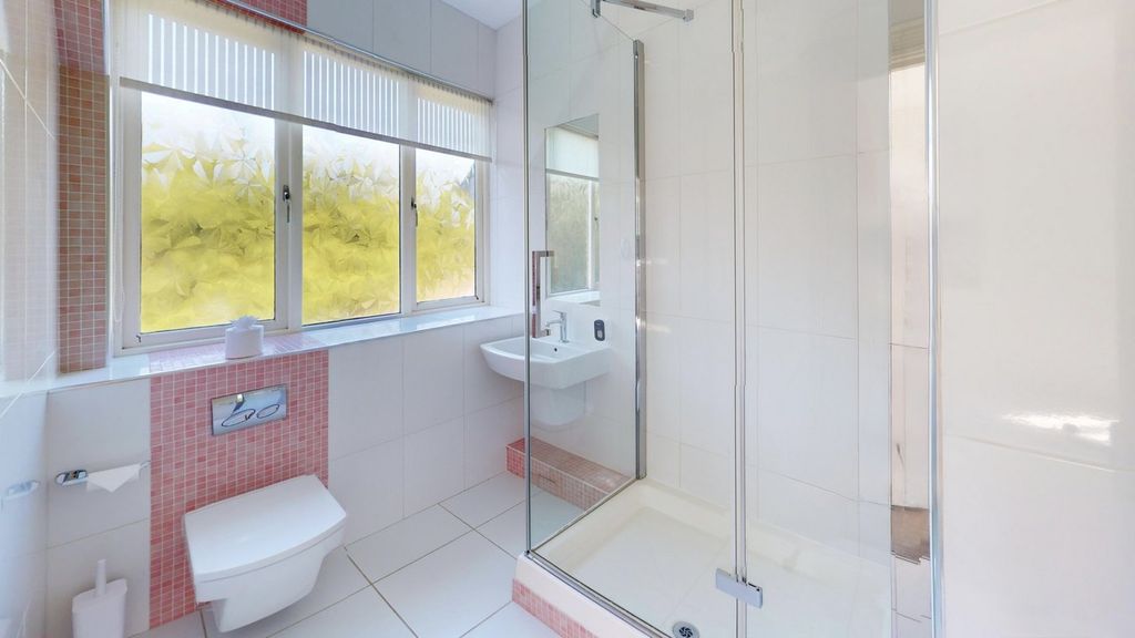 Additional image 34 of 4 bed detached house for saleLawrence Drive, Canford Cliffs, Poole BH13