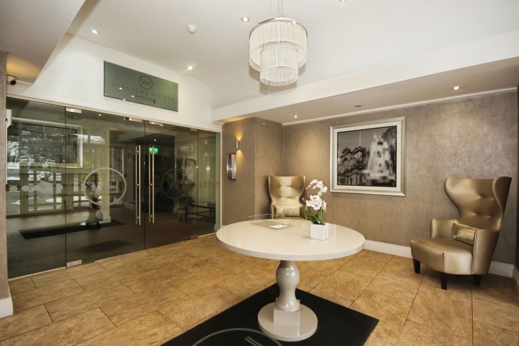 Additional image 14 of 2 bed flat for saleClarendon Avenue, Leamington Spa, Warwickshire CV32