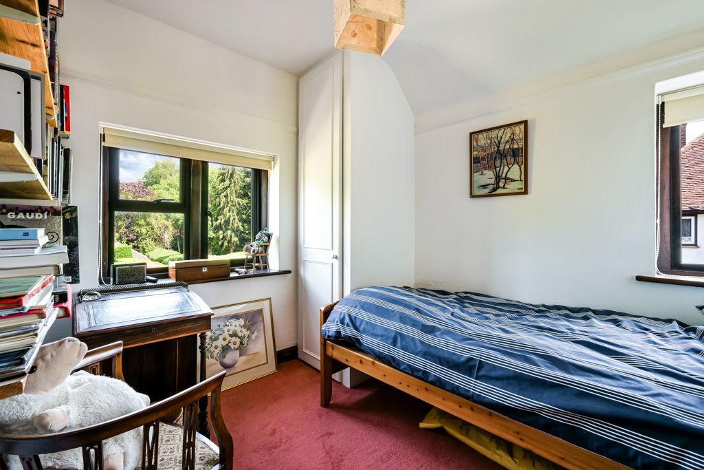 Additional image 18 of 6 bed detached house for salePeter Avenue, Oxted RH8