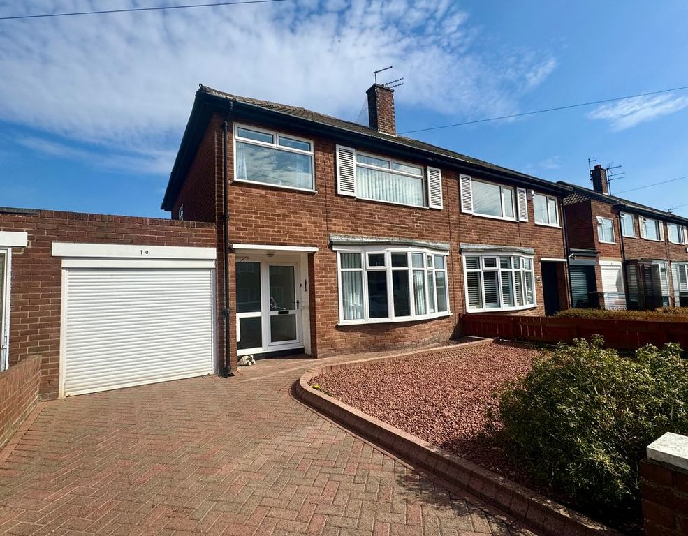 3 bed semi-detached house for saleCampsie Crescent, North Shields NE30